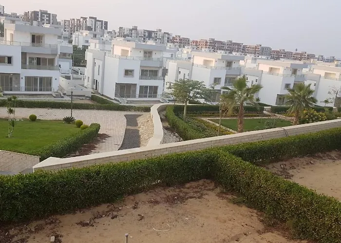 Coronfel Heights At Fifth Settlement